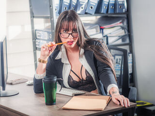 hot cam hooker CloeVergara