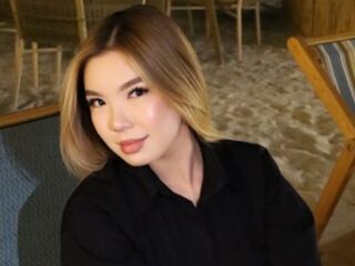 hardcore live show CordieMaceyak