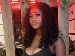 free camsex CreamieNelly