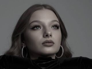 naked cam girl fingering pussy CreolaScheidler