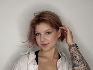 fingering camgirl CurtisJergen