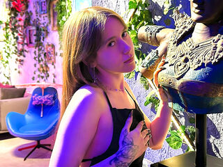 naked girl with live cam DaisyWane