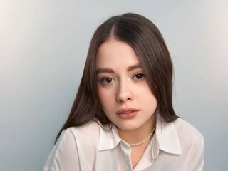 teaser web cam DanielleGrovier