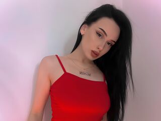 masturbating camgirl DarinekoHill