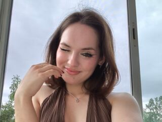 camgirl fingering bald pussy DebraBoo