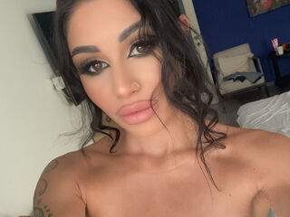 webcamgirl chatroom DenniseRay