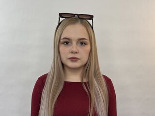 adult liveshow DonellaAutobee
