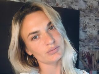 cam girl chat EllieMaryn