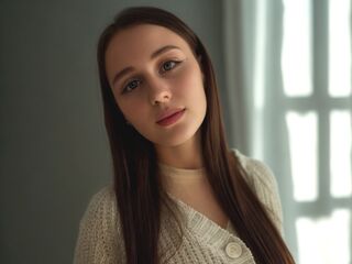 camsex photo ElwynaHarn