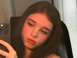 free chatroom ElzaStern