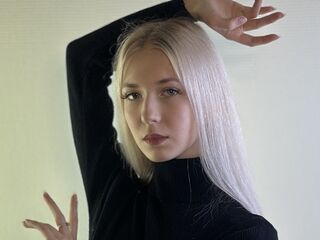 camgirl playing with sextoy EmiliaHobgood