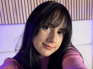 cam girl showing tits EmilyAleen