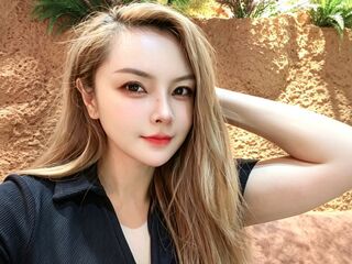 camslut showing pussy EmilyXiu