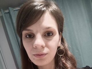 topless camgirl GinaJohnsoon