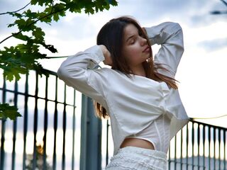 camgirl masturbating GraceHeitger