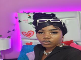 naked cam chat HaddyleyMonroe