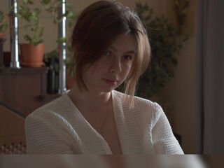 naked girl with cam masturbating HannaSita