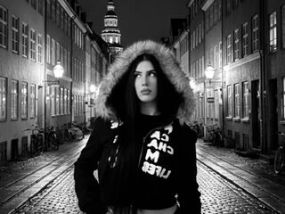 camwhore masturbating with dildo HazelHayese