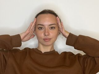 webcam strip tease show HertaLaraby