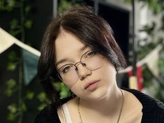 fingering camgirl HuldaGiovinco