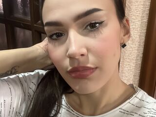 fingering camwhore IlonaMasker