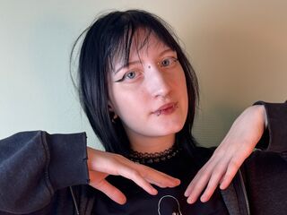 naked girl with webcam masturbating with dildo JennaOrdorica