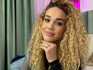 camgirl masturbating with sex toy JessyJill