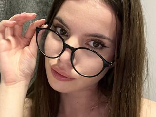 naughty cam girl masturbating JoannieZbierski