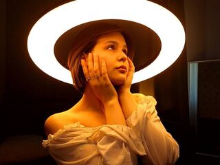 hot naked webcamgirl JoslynDelmolino