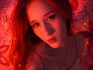 fingering girl chatroom JulieCusanelli