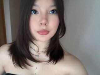 naughty camgirl masturbating JulienneCharters