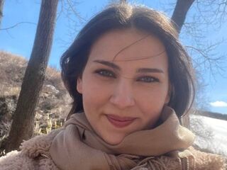 naked girl with webcam masturbating with vibrator KailaDuch