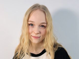 live chat KamiMellema