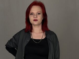 naked webcam girl fingering KamilahRivers