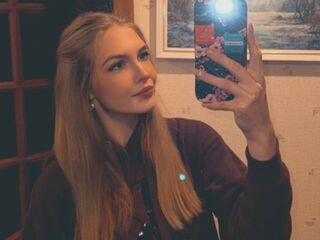 naughty cam girl fingering pussy KateyTouriny