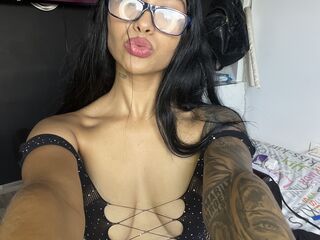 fingering webcamgirl KatieReyes