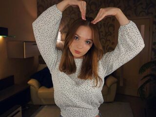 camgirl KelsiLuciani