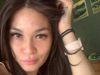 teaser webcam KinkyKumiho