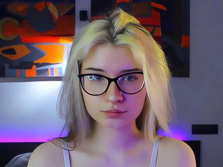 webcamgirl sex chat KiraSerene