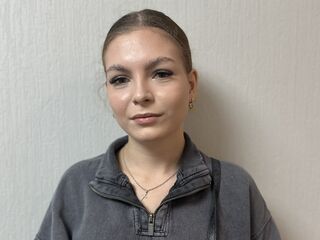dirty cam show LauraTang