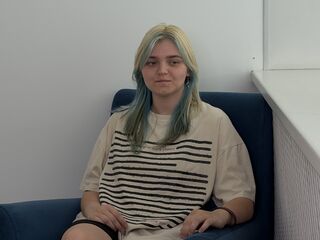 girl chat LauriMagnie