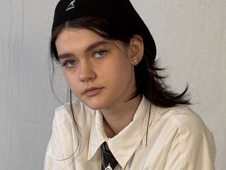 anal web cam LeannMolineaux