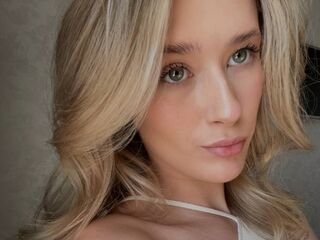 cam girl masturbating with dildo LeonorRupert