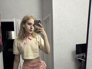 nude cam girl picture LilaMik