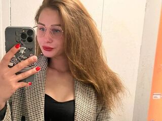webcamgirl chatroom LillieMann