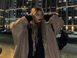 naked girl with cam fingering LizaKitchin