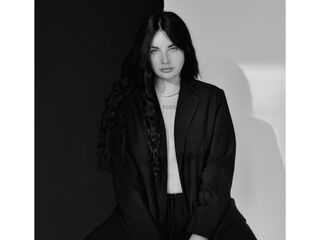 nude webcamgirl pic LizaLuk