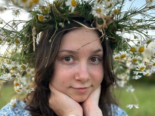 free live chatroom LolaFreeman