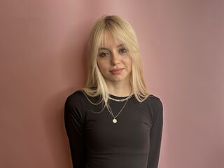 nude webcam girl picture LorettaCovil