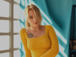 beautiful webcam girl LornaCatts